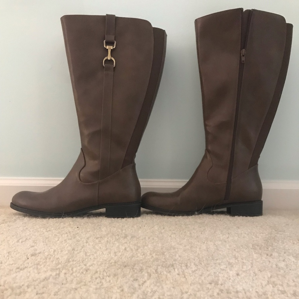 Life Stride Stormy brown riding boots flex calf
